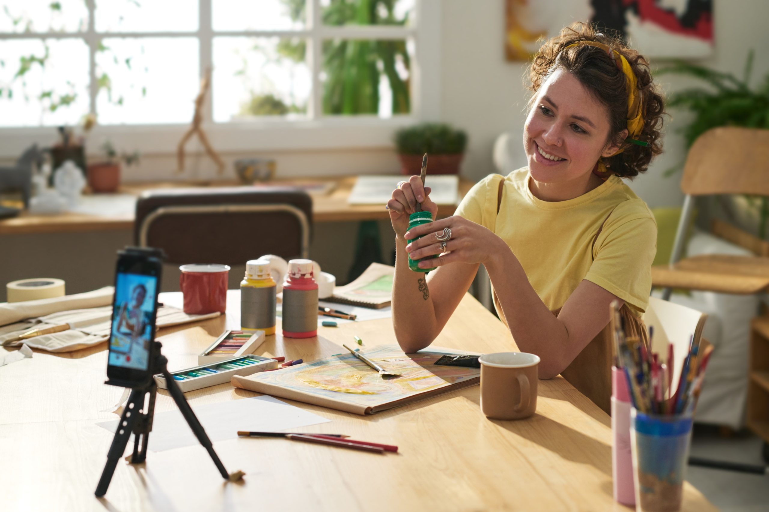Tăng tương tác livestream nhờ luyện giọng hay - Tip hay áp dụng ngay - Trung Voice