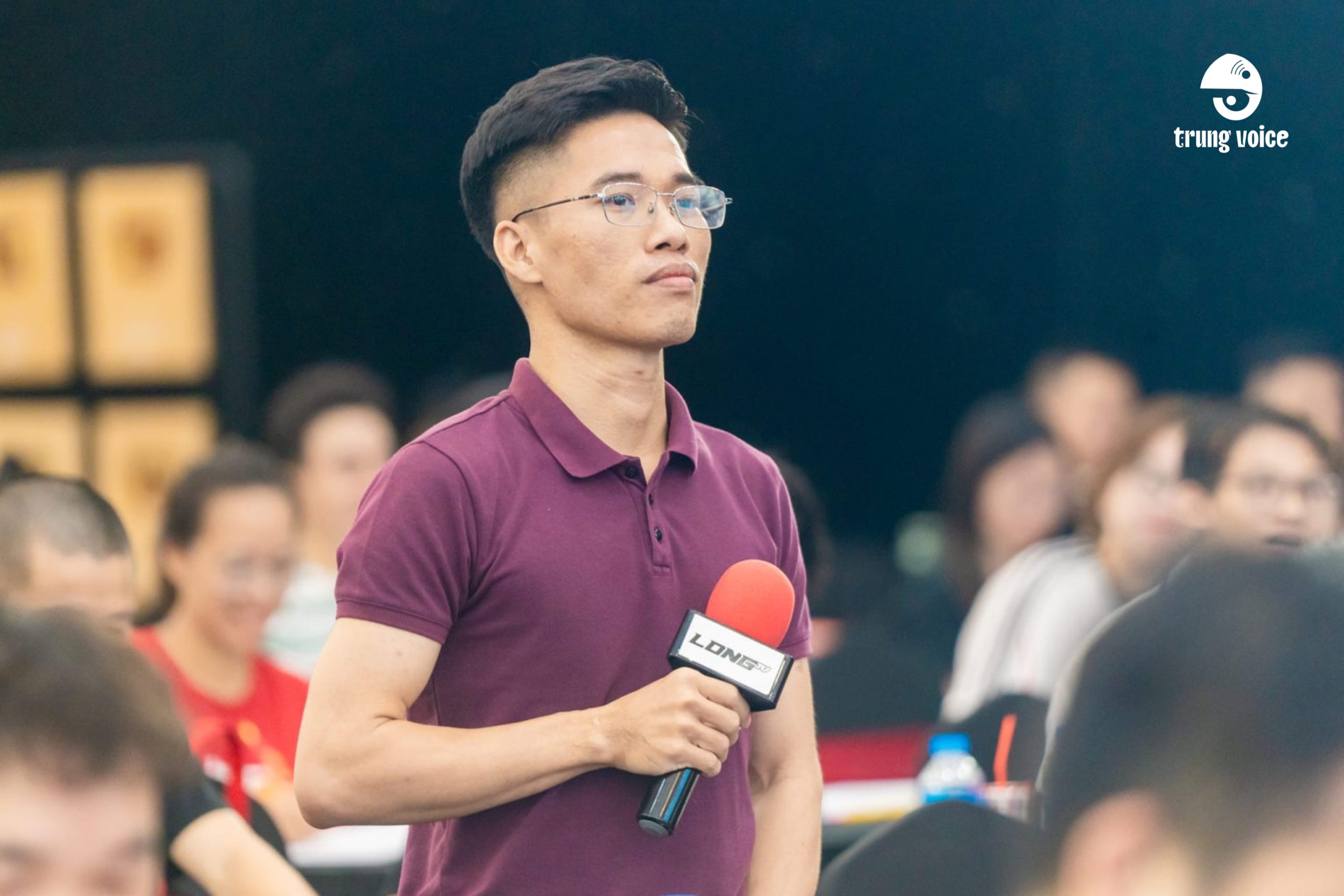 Bí quyết nói lưu loát và rõ ràng giúp bạn tự tin trước đám đông